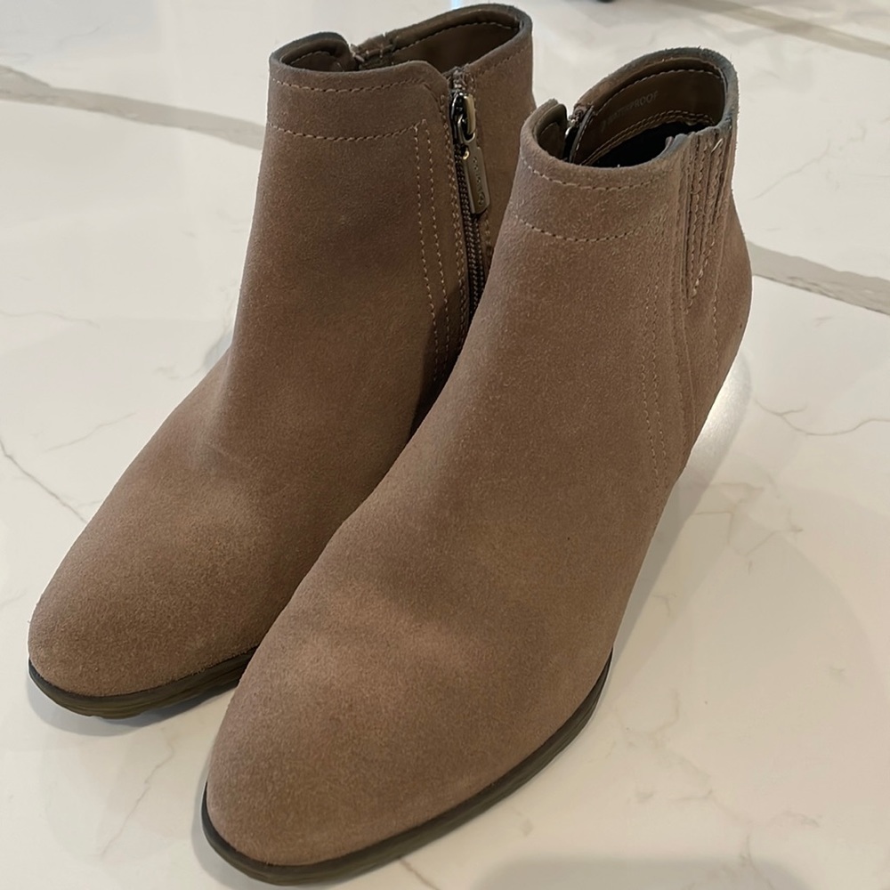 Blondo suede ankle boots